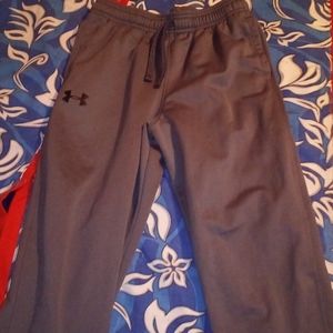 Underarmor boys joggers***